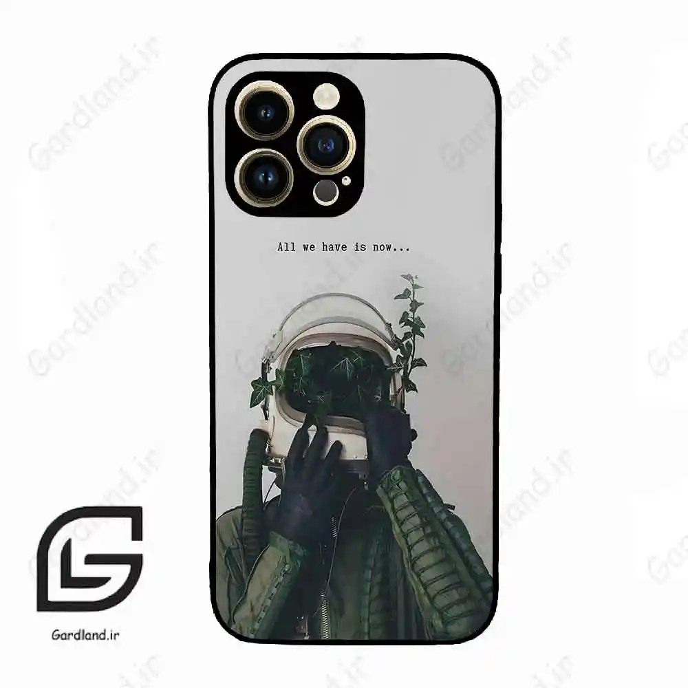 قاب گوشی آیفون 14 پرو (Iphone 14 Pro ) طرح فضانورد کد 2304