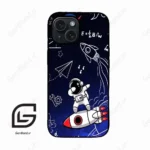 قاب گوشی آیفون 15 (Iphone 15 ) طرح فضانورد کد 2012