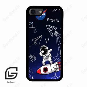 قاب گوشی آیفون 7-8 (Iphone 7 / 8 ) طرح فضانورد کد 2012