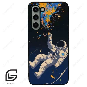 قاب گوشی سامسونگ اس 23 پلاس (Galaxy S23 Plus ) طرح فضانورد کد 2003