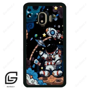 قاب گوشی سامسونگ جی 4 (Galaxy J4 ) طرح فضانورد کد 2392
