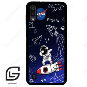 قاب گوشی سامسونگ ام 10 (Galaxy M10 ) طرح فضانورد کد 2012