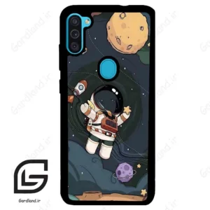 قاب گوشی سامسونگ ام 11 (Galaxy M11 ) طرح فضانورد کد 2001